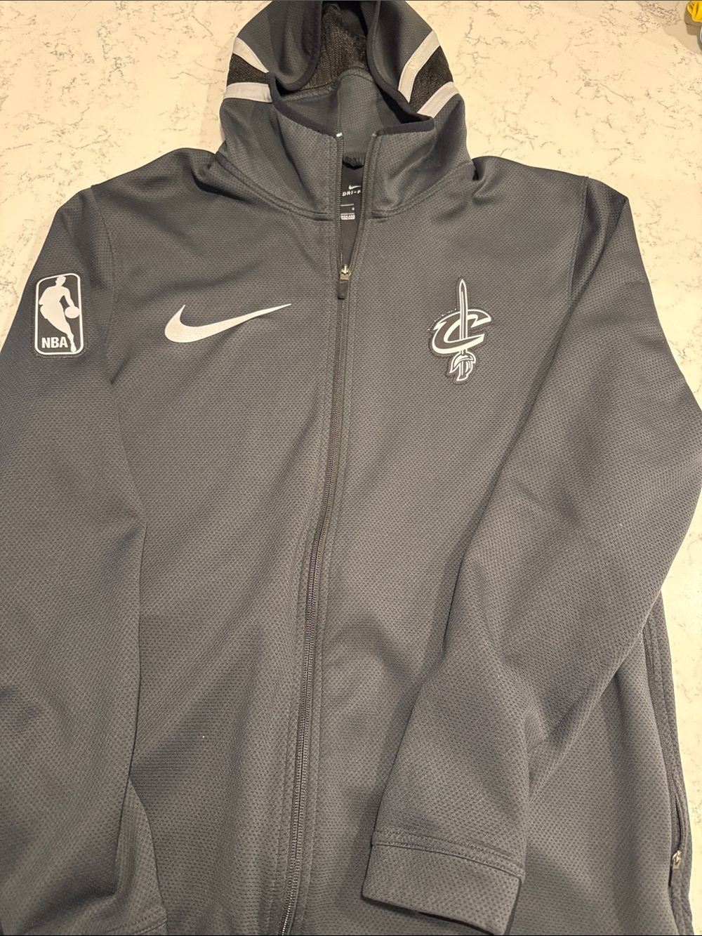 Nike Gray Cleveland Cavaliers Full-Zip Hooded Performance Jacket by Nike L